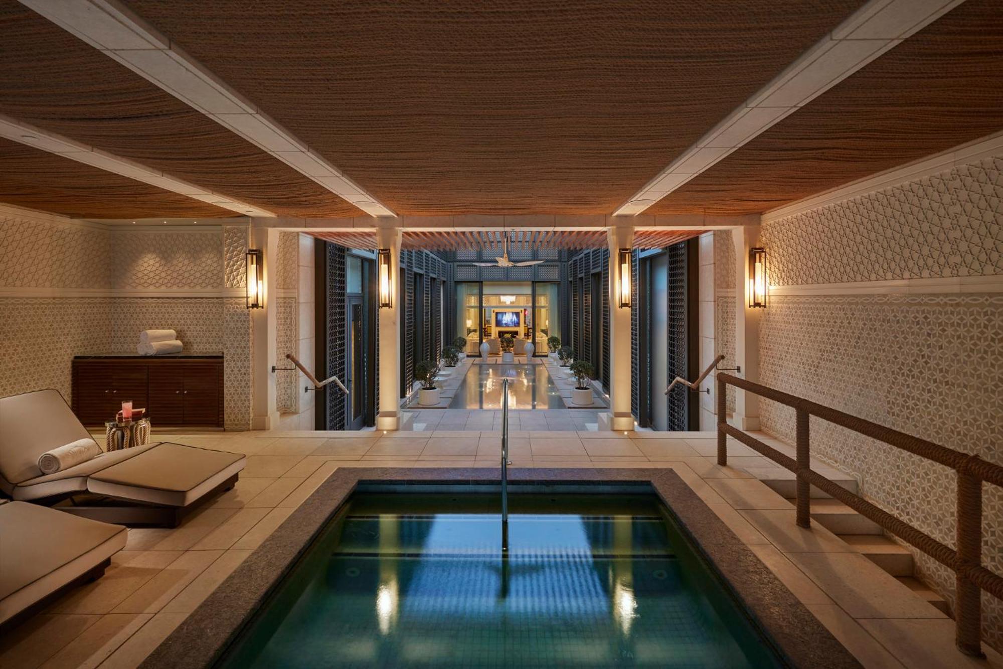 Mandarin Oriental, Doha Hotel Exterior foto Spa at The Ritz-Carlton, DIFC